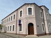 出卖 公寓房（砖头） Komárom, 73m2