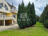 For rent family house Tatabánya, 370m2